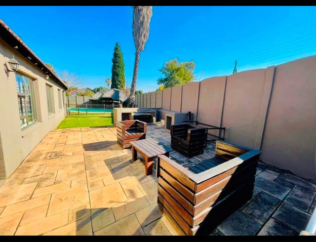 4 BEDROOM HOUSE FOR SALE IN BRACKENDOWNS